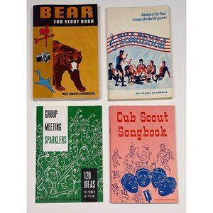 Lot 4 VTG 1960-70-80 Boy/Cub Scouts of America BOOKS Songbook Sparklers Bear EUC
